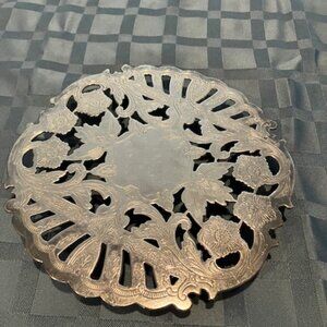 Silver plated Wallace trivet 7321